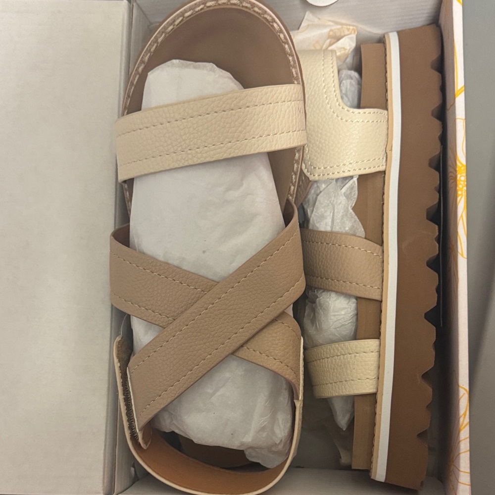 Yellow Box Kids Tan and Cream Sandals